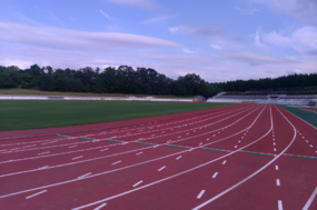 服部緑地陸上競技場