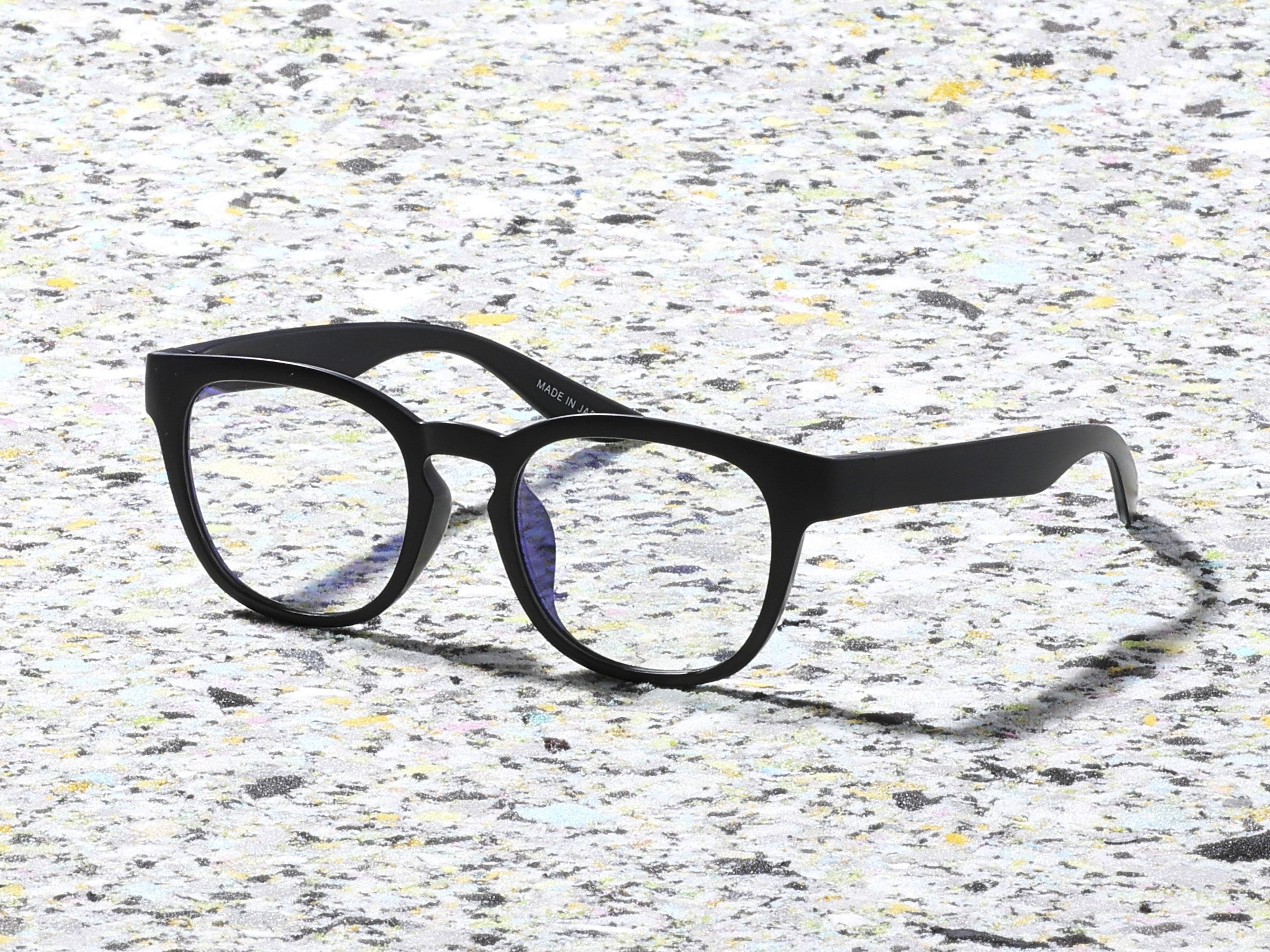 BLACK×BLUE LIGHT CUT