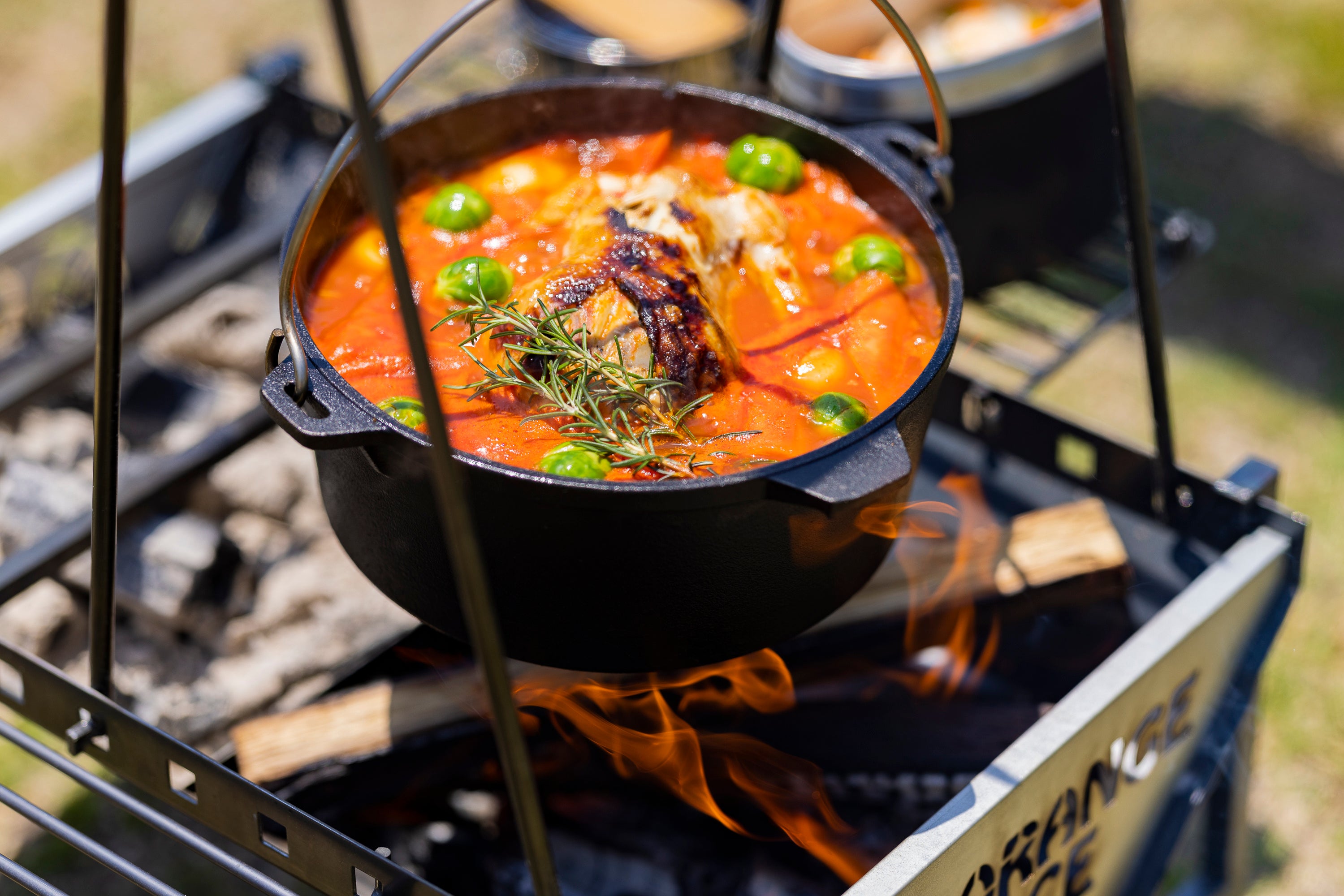 ダッチオーブンを使った調理例