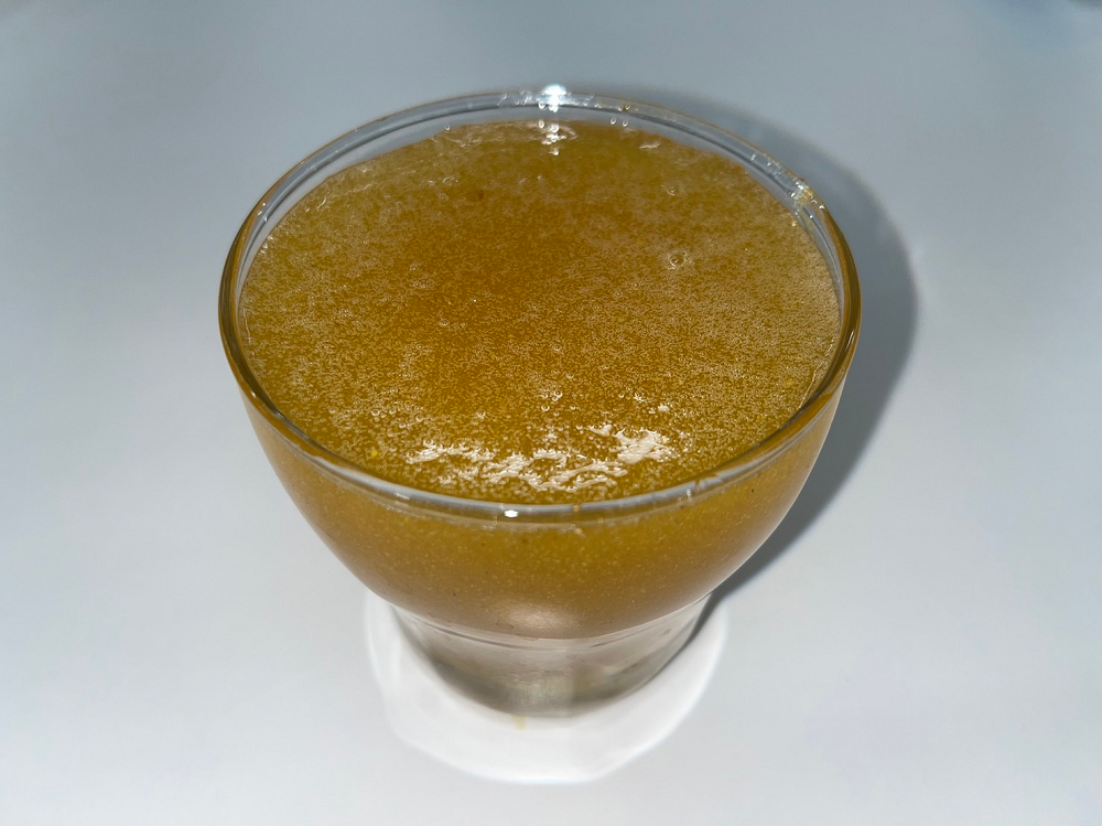 実際に得られたはちみつ