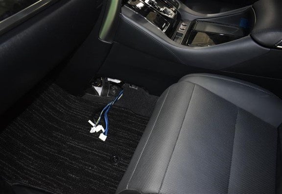 純正ディスプレイオーディオ接続ケーブル