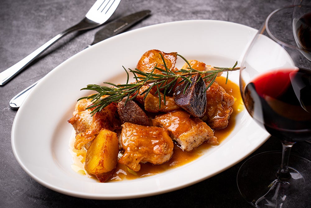 若鶏のソテー小悪魔風 北海道産カラフルポテト添え