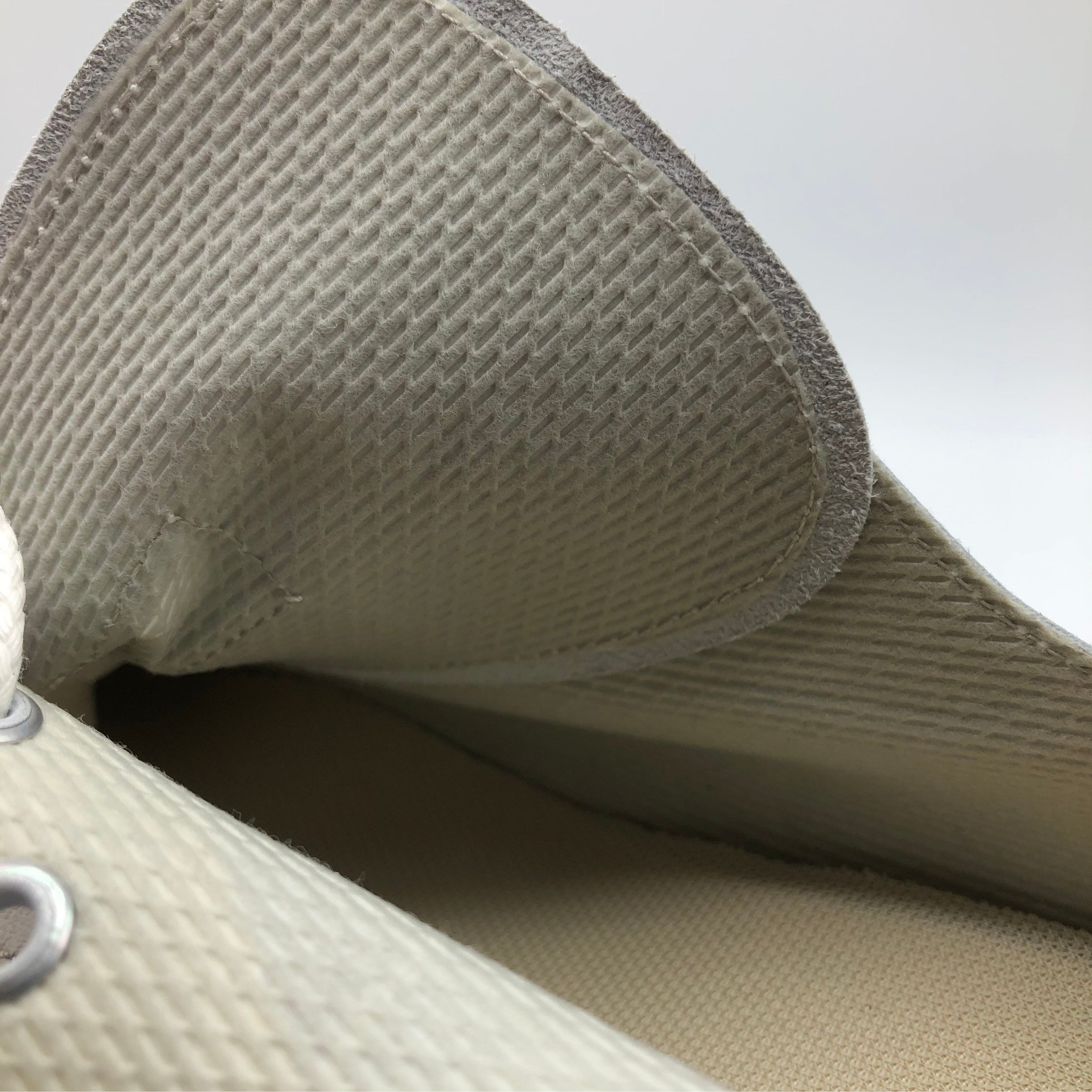 ライニングにはキャンブレルを使用