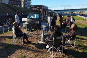 写真２　昨年実施時の様子（バーベキュー・グランピング・資機材レンタルなど）