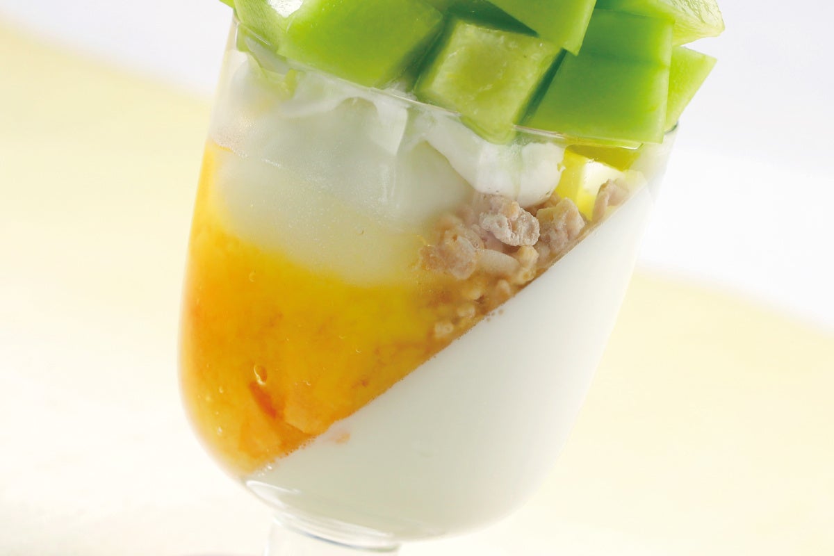 メロンパフェ様2点専用ページ New Cafe Menu〜 メロンのパフェ￥1,600 8月末までのパフェのご