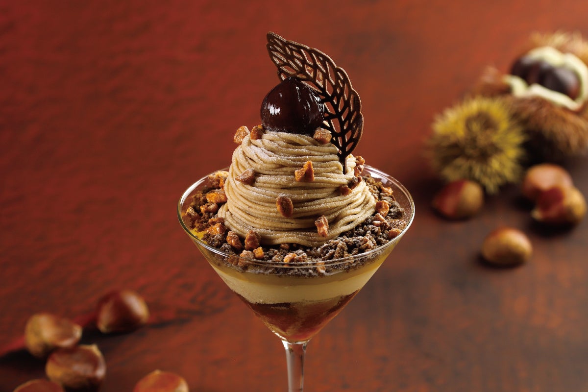 和栗のモンブランパフェ