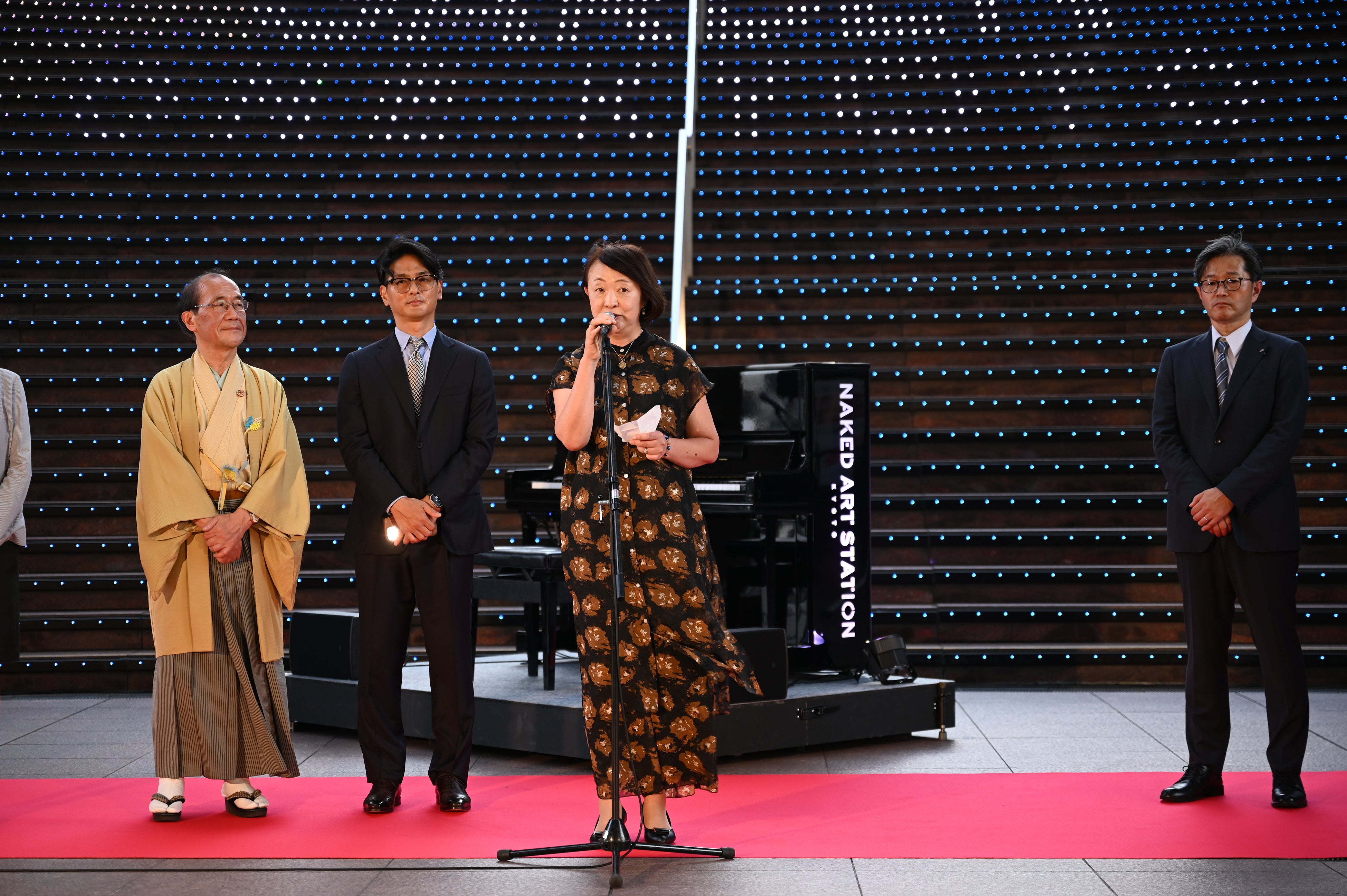 MUFG 経営企画部 チーフ・コーポレートブランディング・オフィサー 飾森氏の登壇シーン