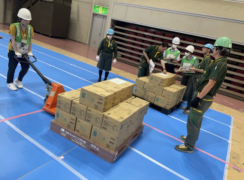 物資搬入・搬出