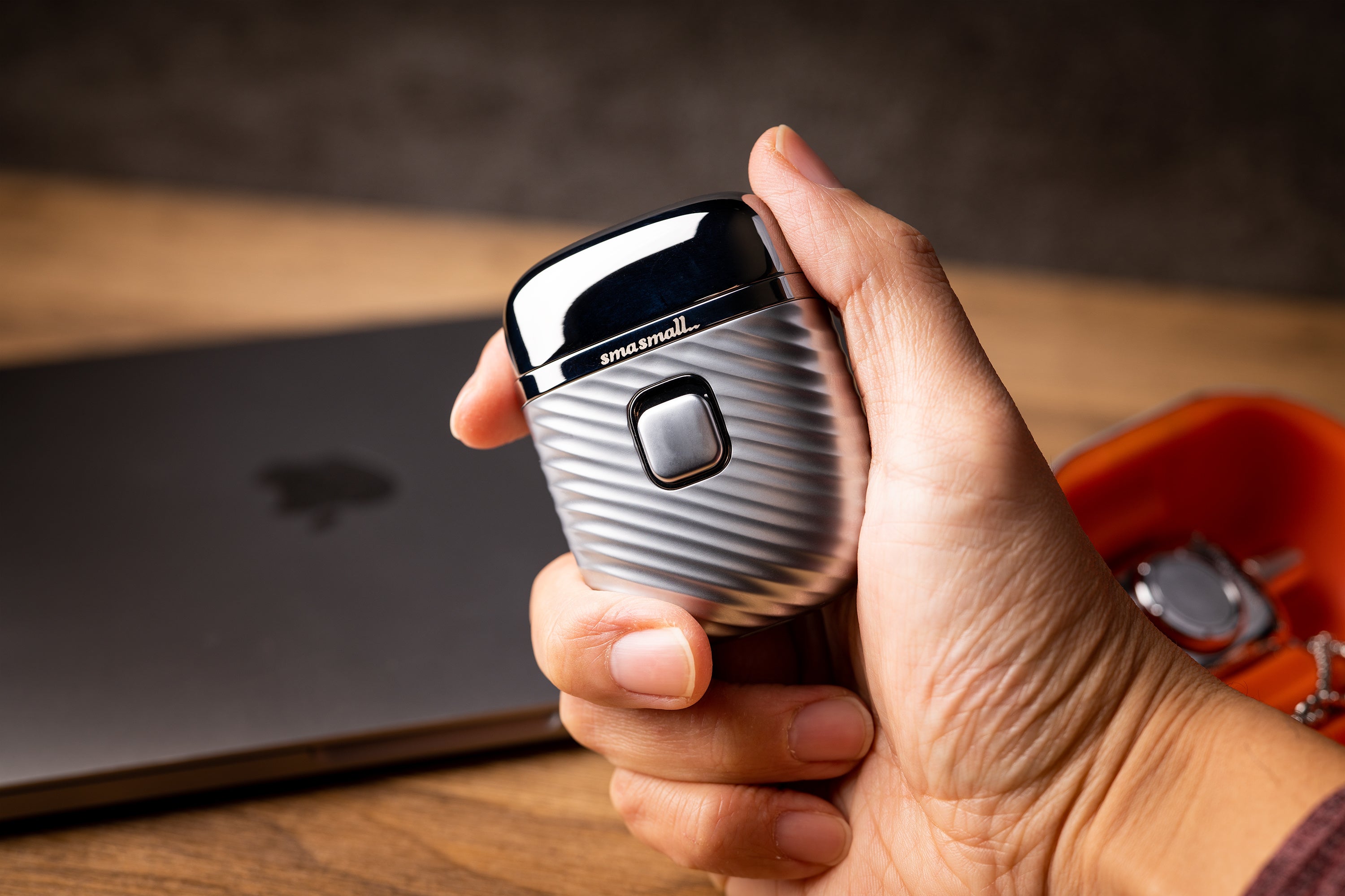 超小型モバイル電気シェーバー