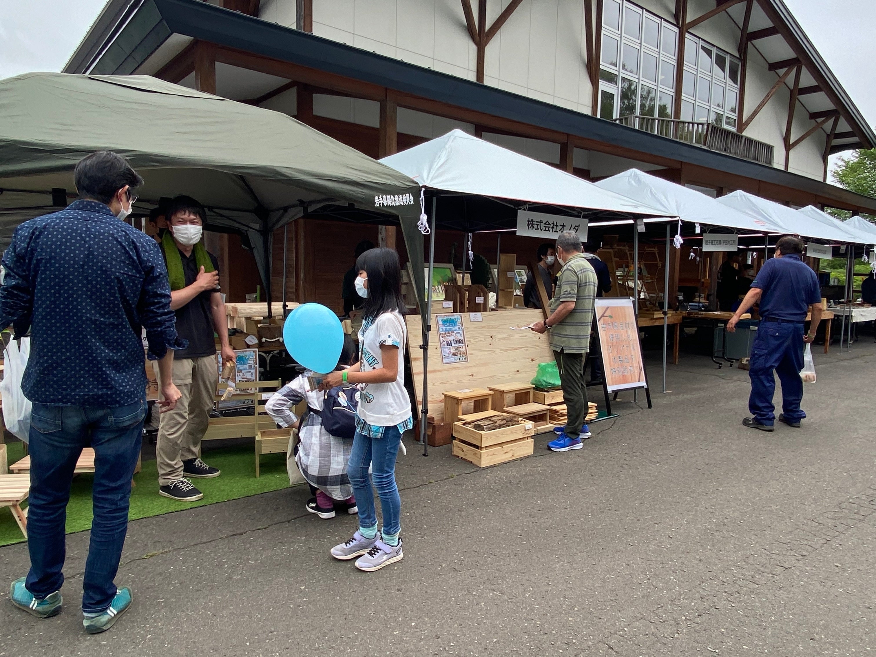 展示・販売コーナーの様子