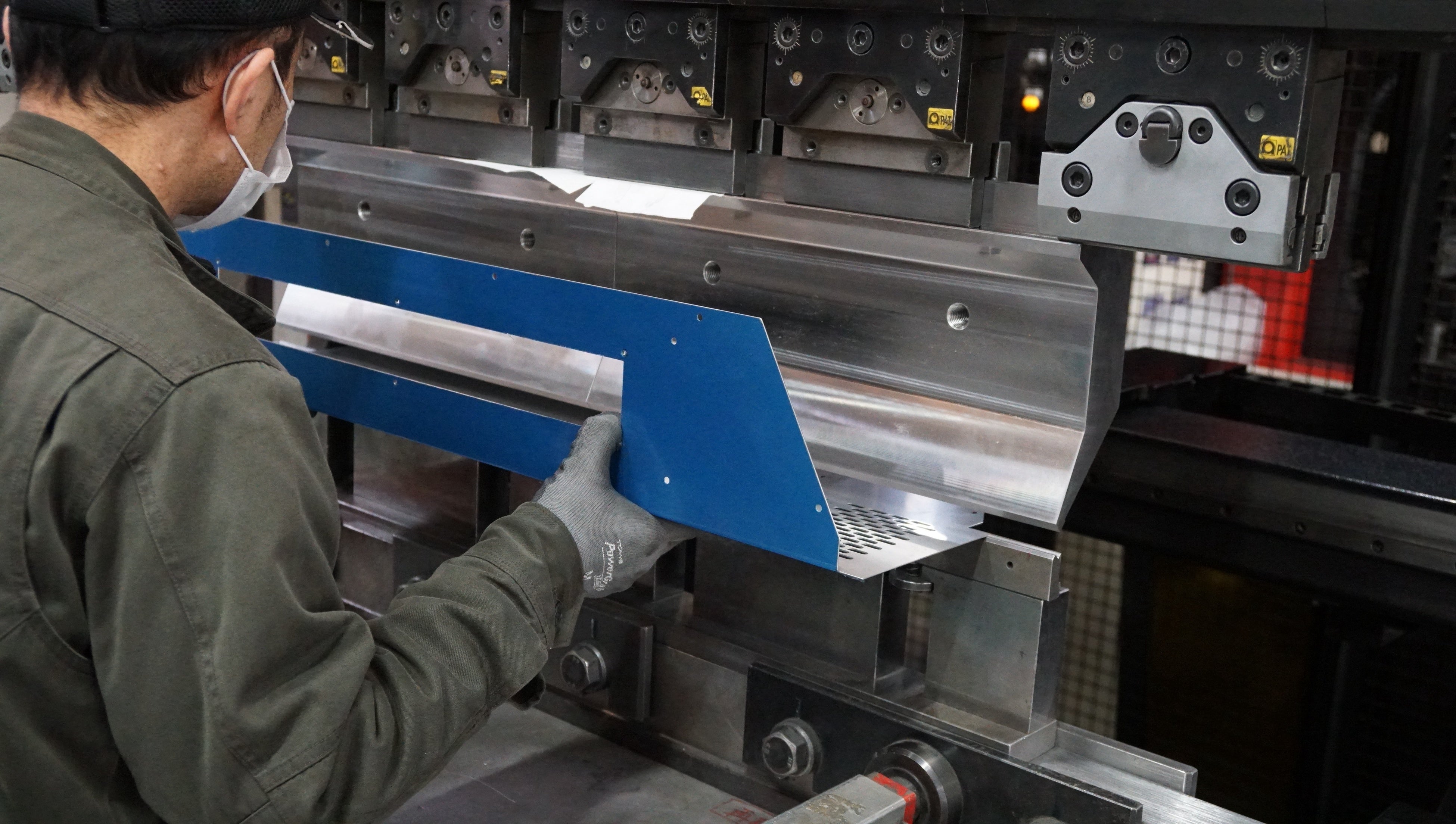 石巻市での製造の様子