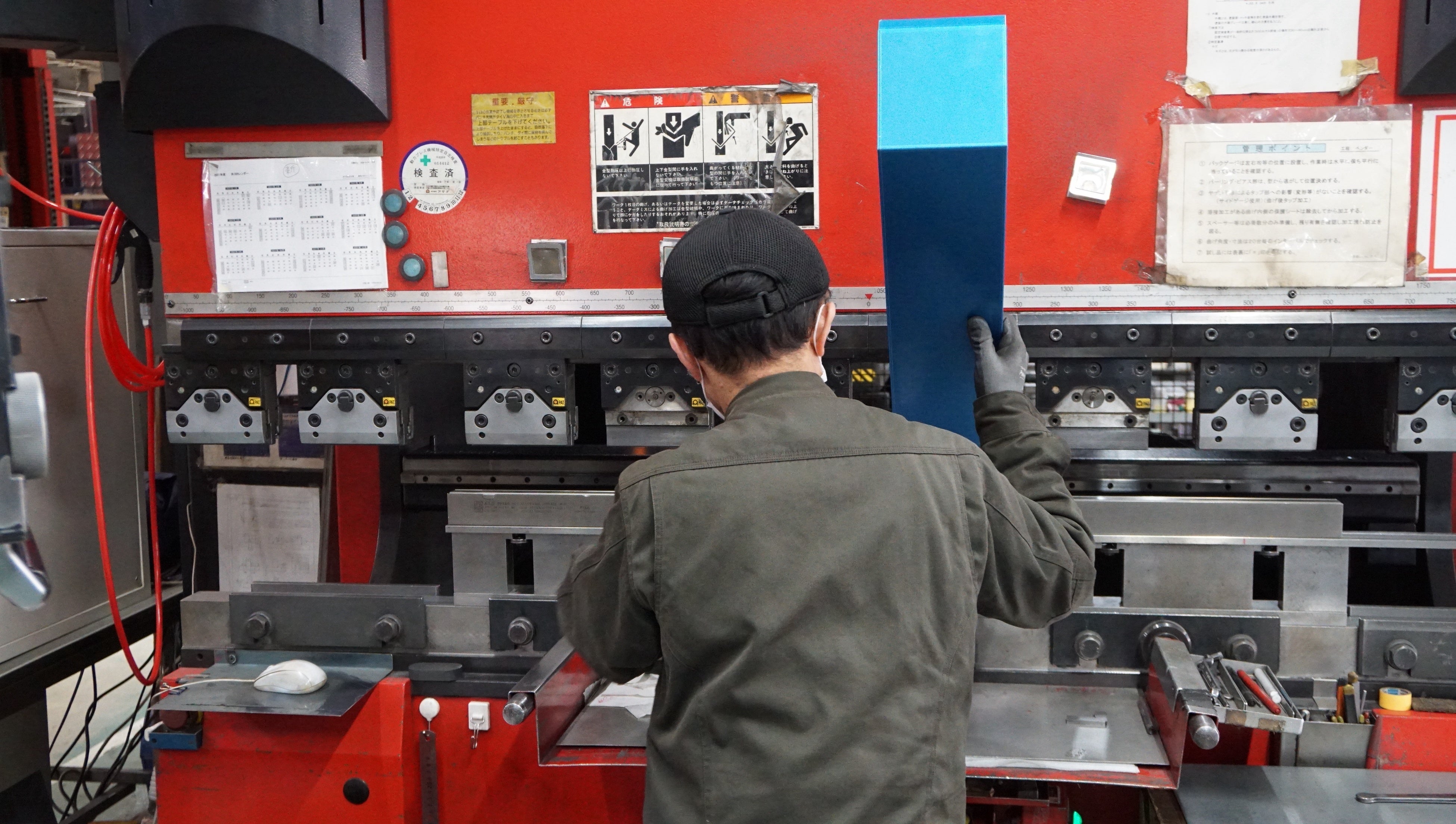 石巻市での製造の様子