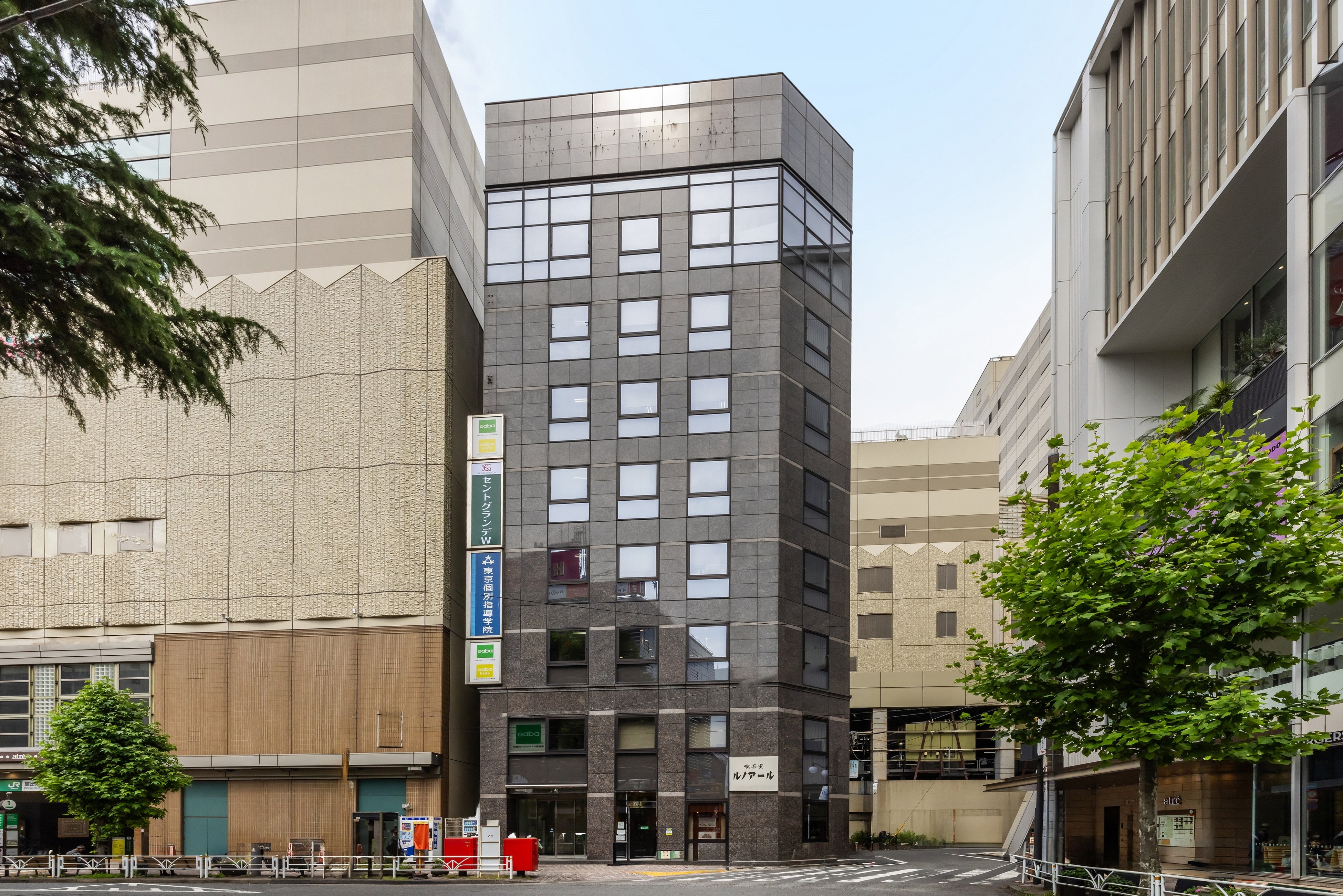 ▲『恵比寿営業所』のある恵比寿JEBL外観