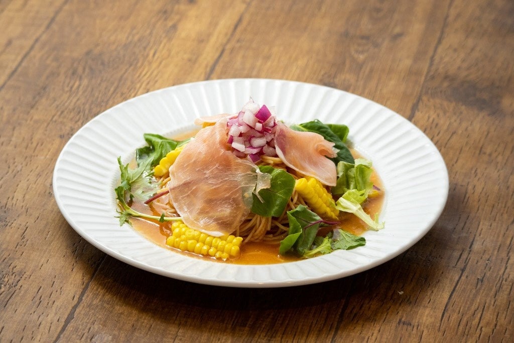 特別企画展限定メニュー「あかでみトマトと甘々娘のカッペリーニ」