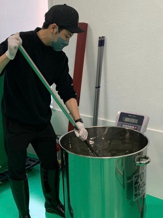 製造開始「ハチミツマストづくり」