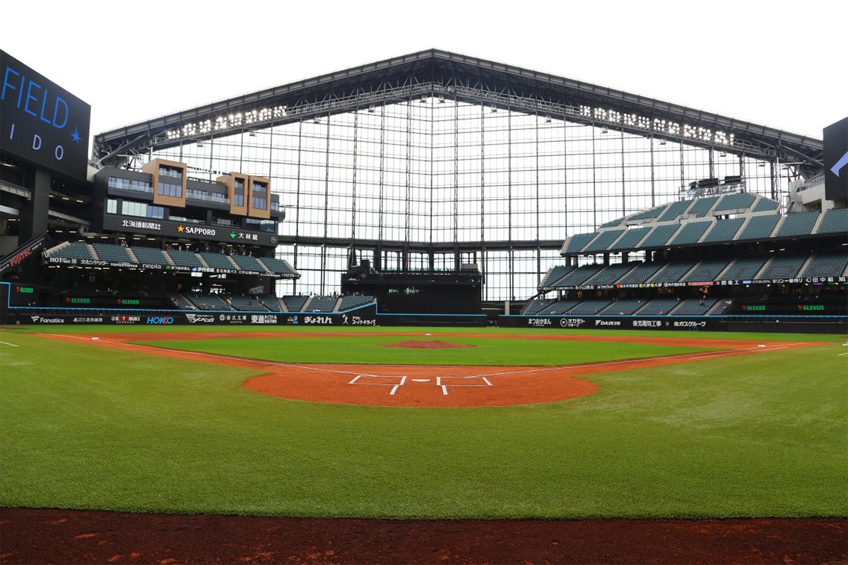 エスコンフィールドで草野球を楽しもう! エスコンフィールドで草野球を楽しもう!