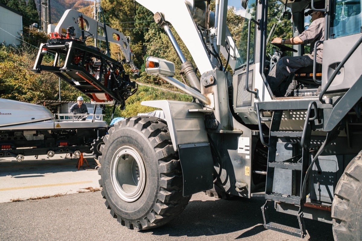 敷地内のレストラン、整備に使う重機も再エネ100％