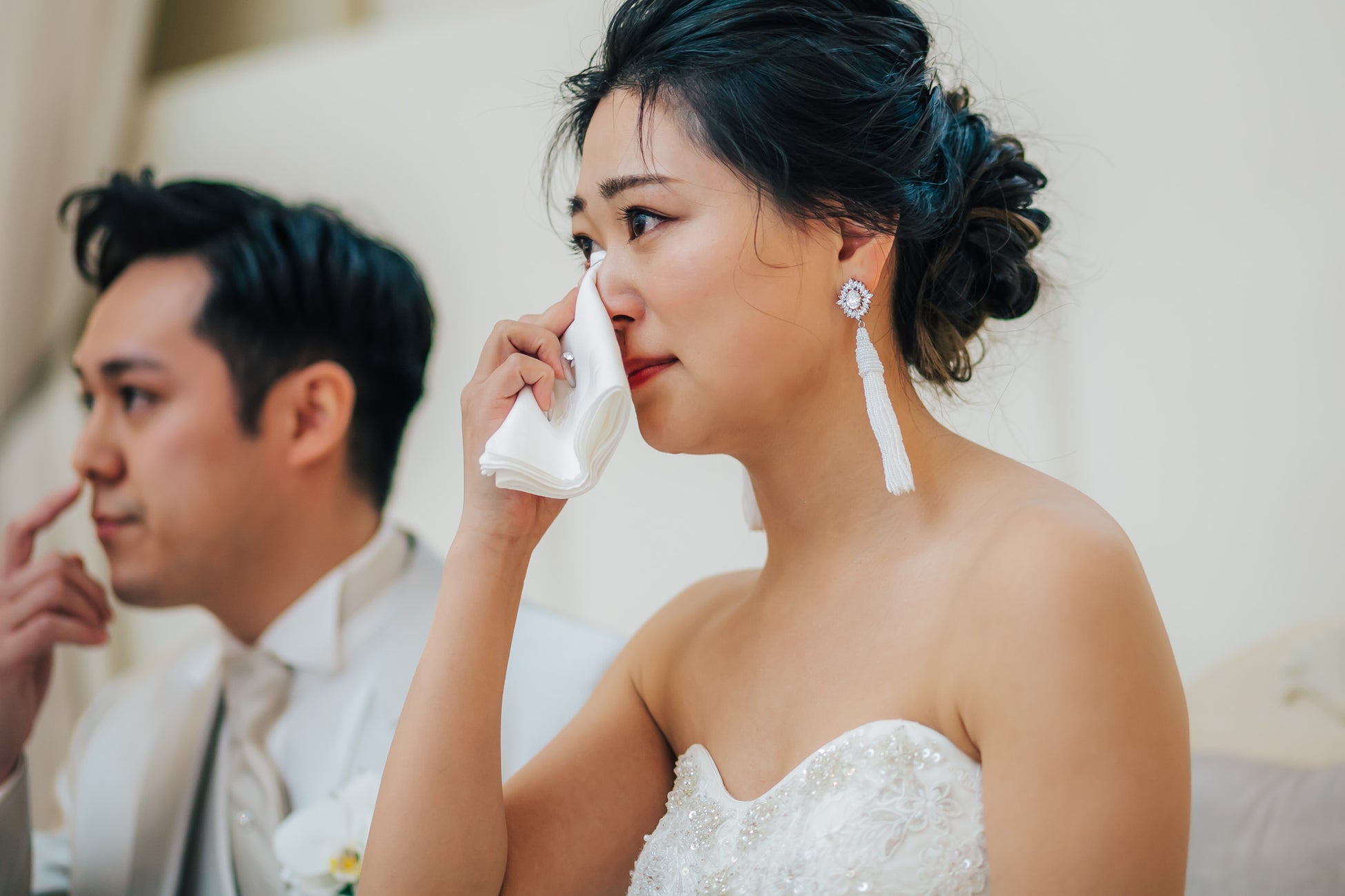 心に残る結婚式 のサプライズ ウェディングプロデューサーが選んだ12のエピソード 9月28日 水 Omotteマガジンにて初公開 アニヴェルセル株式会社のプレスリリース 心に残る結婚式 のサプライズ ウェディングプロデューサーが選んだ12のエピソード 9月28日 水 Omotteマガジンにて初公開 アニヴェルセル株式会社のプレスリリース