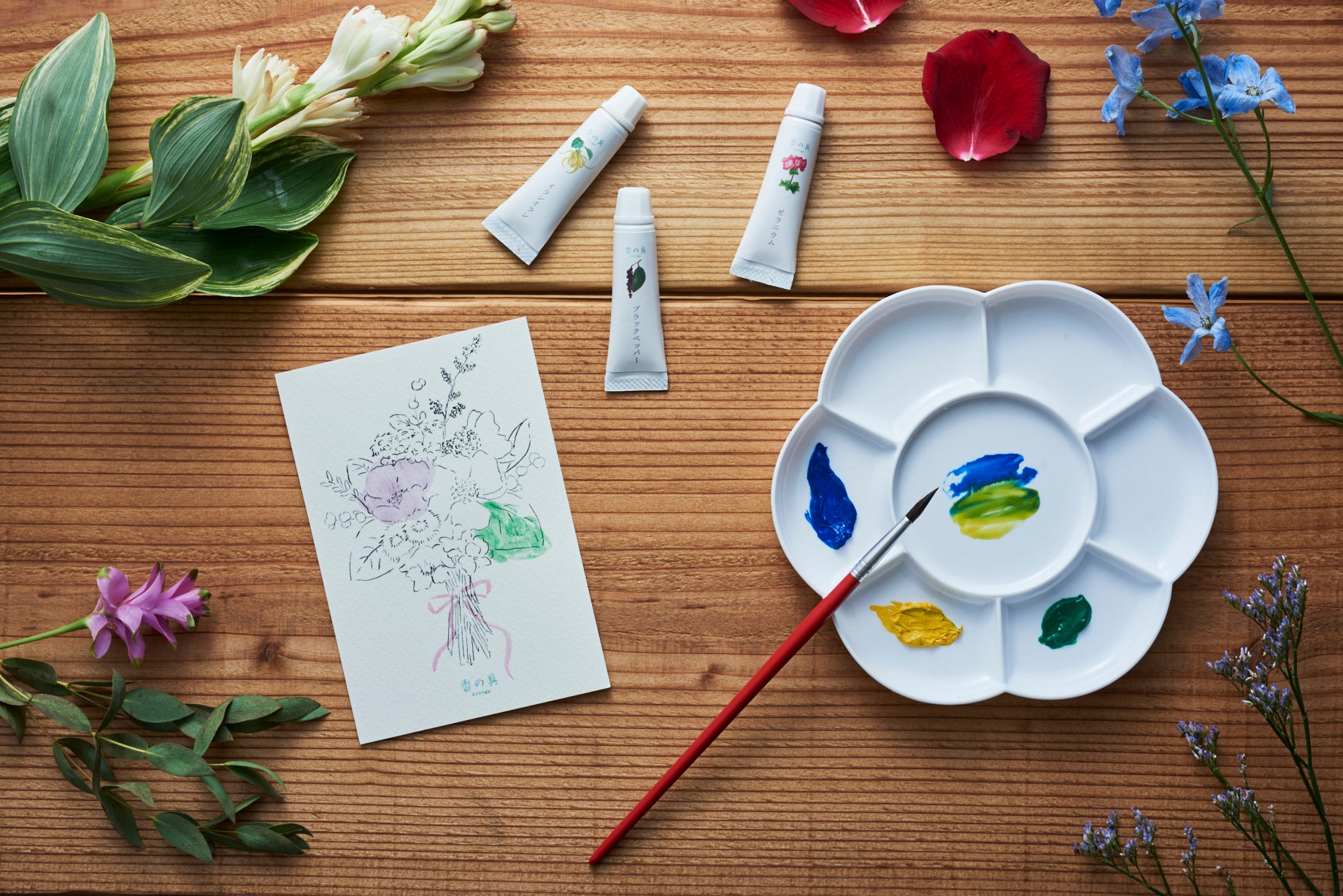 GRASSE TOKYO株式会社。色と共に香りを塗ることができる絵の具。日本文具大賞、キッズデザイン賞他を受賞。