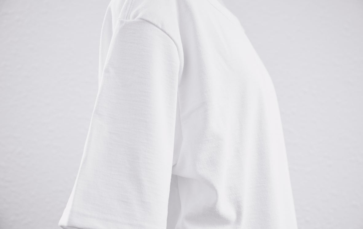 デザイン会社発 100人中99人をターゲットから外した商品開発事業 99products 胸の膨らみで悩む男性必見 夏場一枚で出歩けるtシャツ 株式会社hlmのプレスリリース デザイン会社発 100人中99人をターゲットから外した商品開発事業 99products 胸の膨らみで悩む男性必見 夏場一枚で出歩けるtシャツ 株式会社hlmのプレスリリース