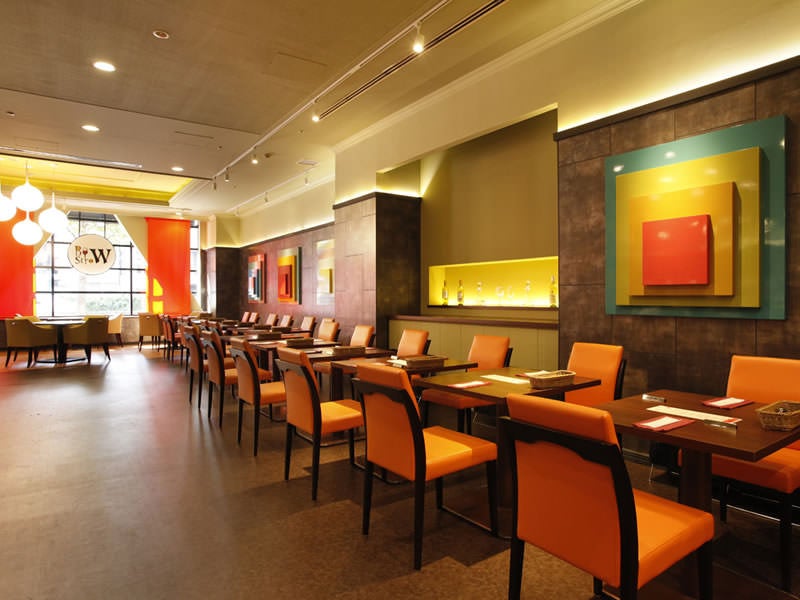 BistroW東京四谷　店内