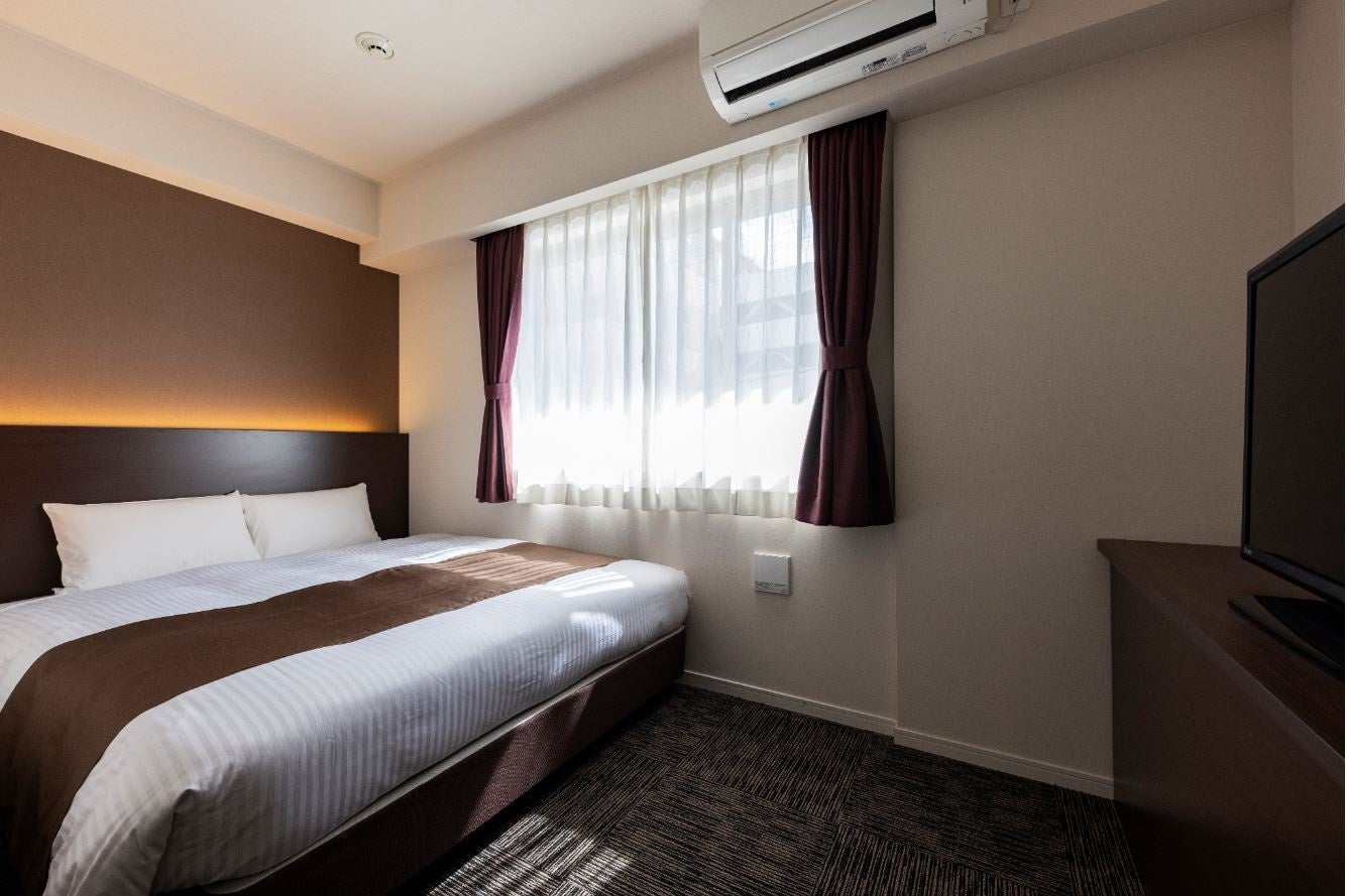 ユニバーサルツイン