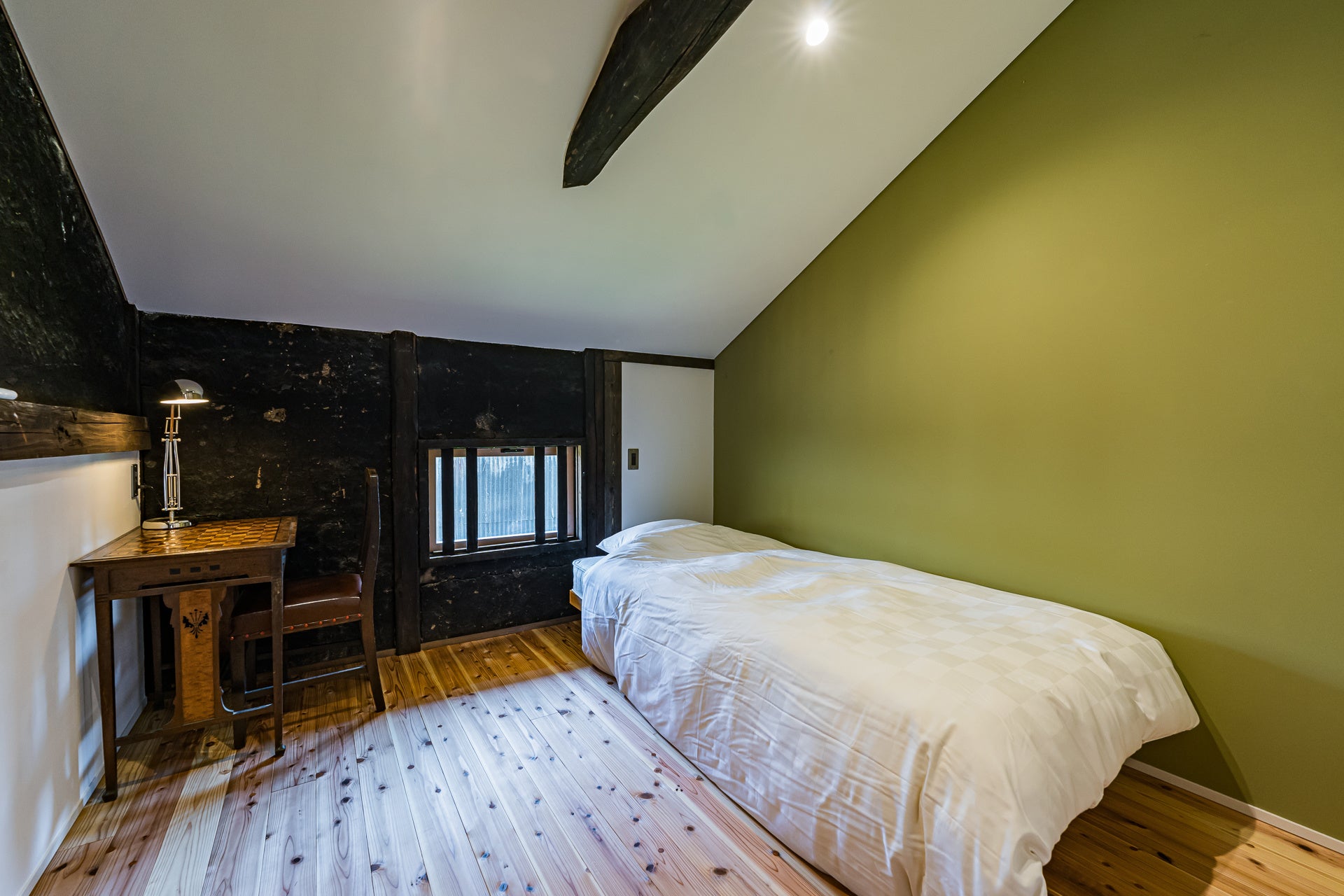 プライベート寝室（大きさの異なる3室）