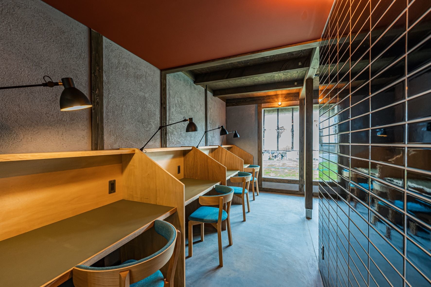 個室ブースも利用可能