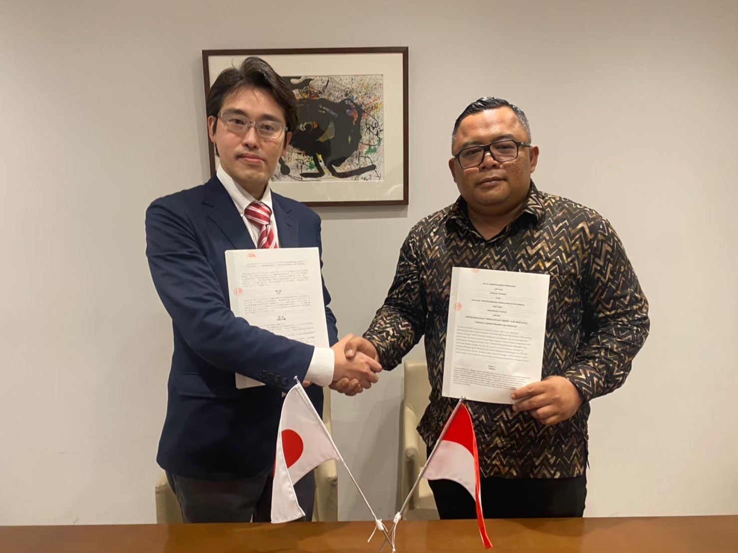 WFとAPPIの「インドネシア共和国での特定技能外国人と技能実習生に係る基本的枠組みに関する協定」締結（2022年4月東京都内にて）
