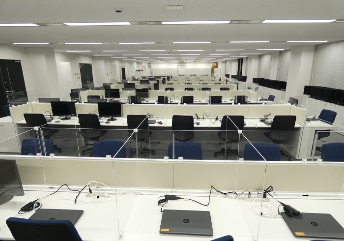 新規にオープンした、かんでんCSフォーラム・京橋センター（執務室）