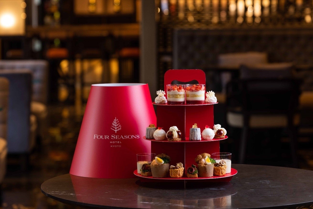 フォーシーズンズホテル京都 22年新作クリスマスケーキ2種の予約を22年11月1日より開始 フォーシーズンズ ジャパンコレクションのプレスリリース フォーシーズンズホテル京都 22年新作クリスマスケーキ2種の予約を22年11月1日より開始 フォーシーズンズ ジャパンコレクションのプレスリリース