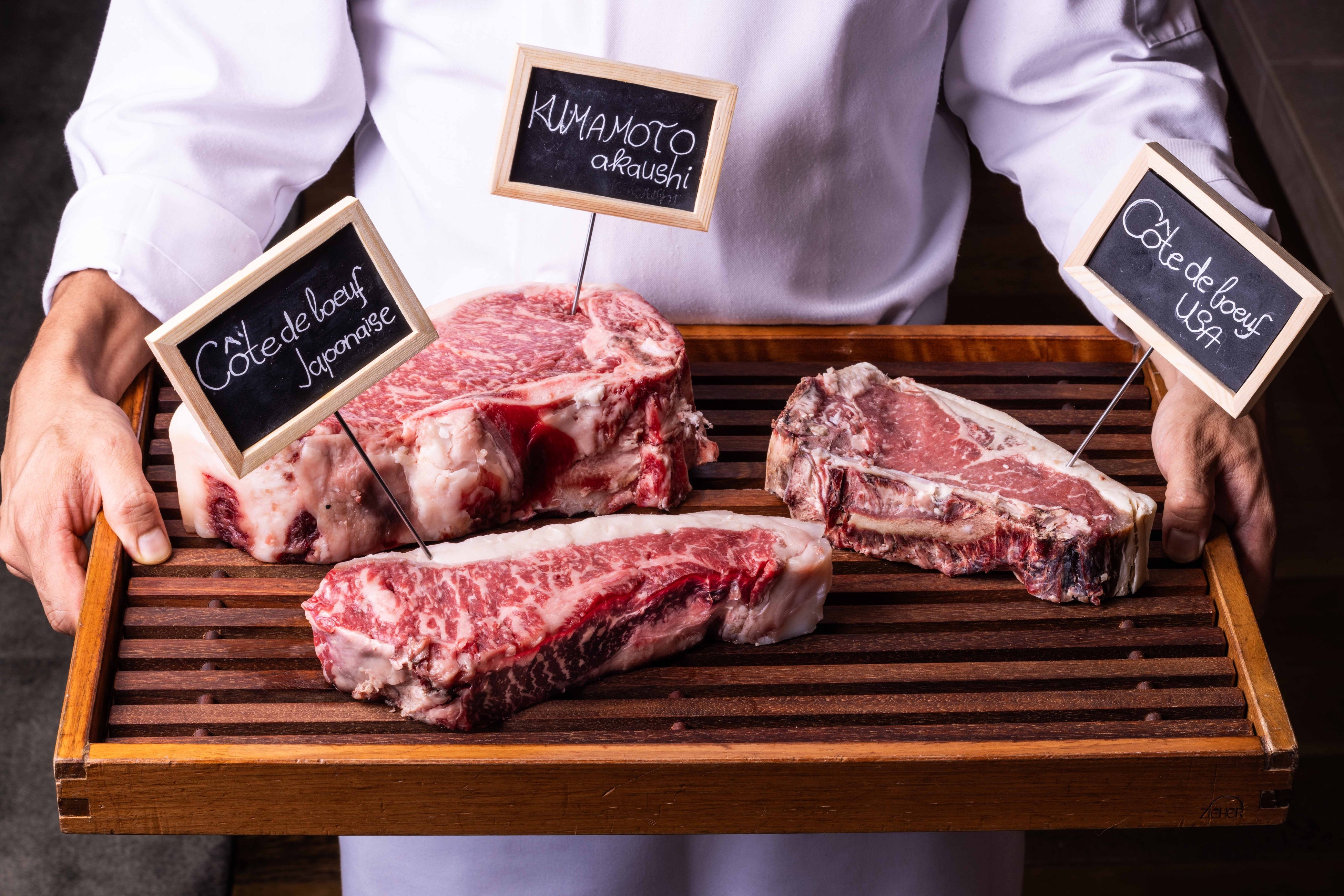 3種の熟成サーロインからお好きなお肉をチョイス