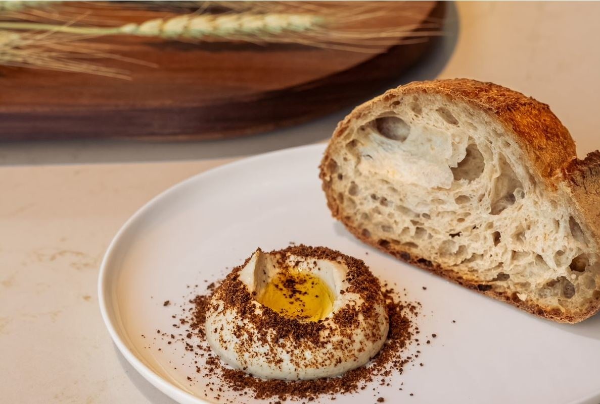 大豆を使ったフムス