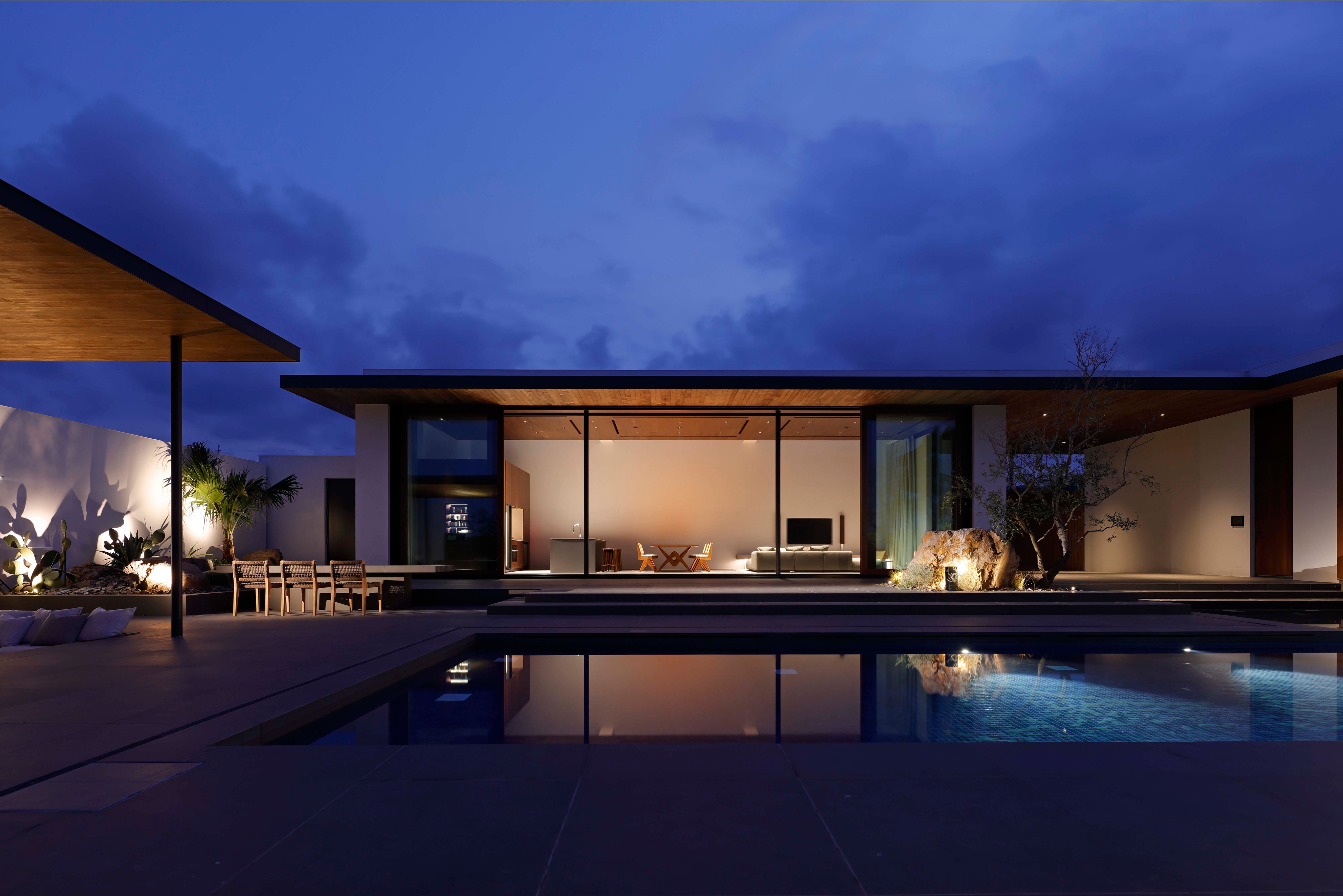 NOT A HOTEL AOSHIMA  MASTERPIECE