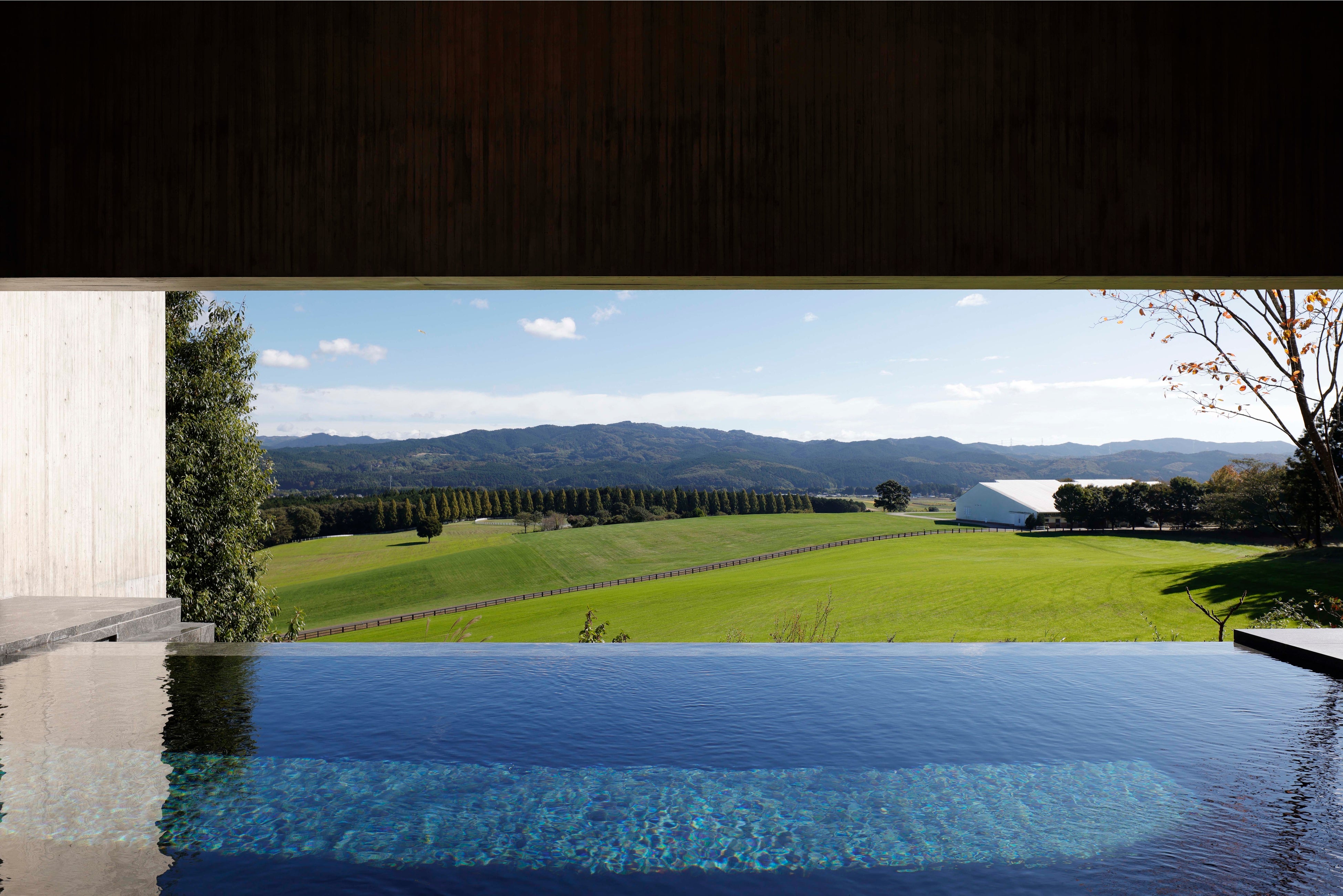 NOT A HOTEL NASU THINK