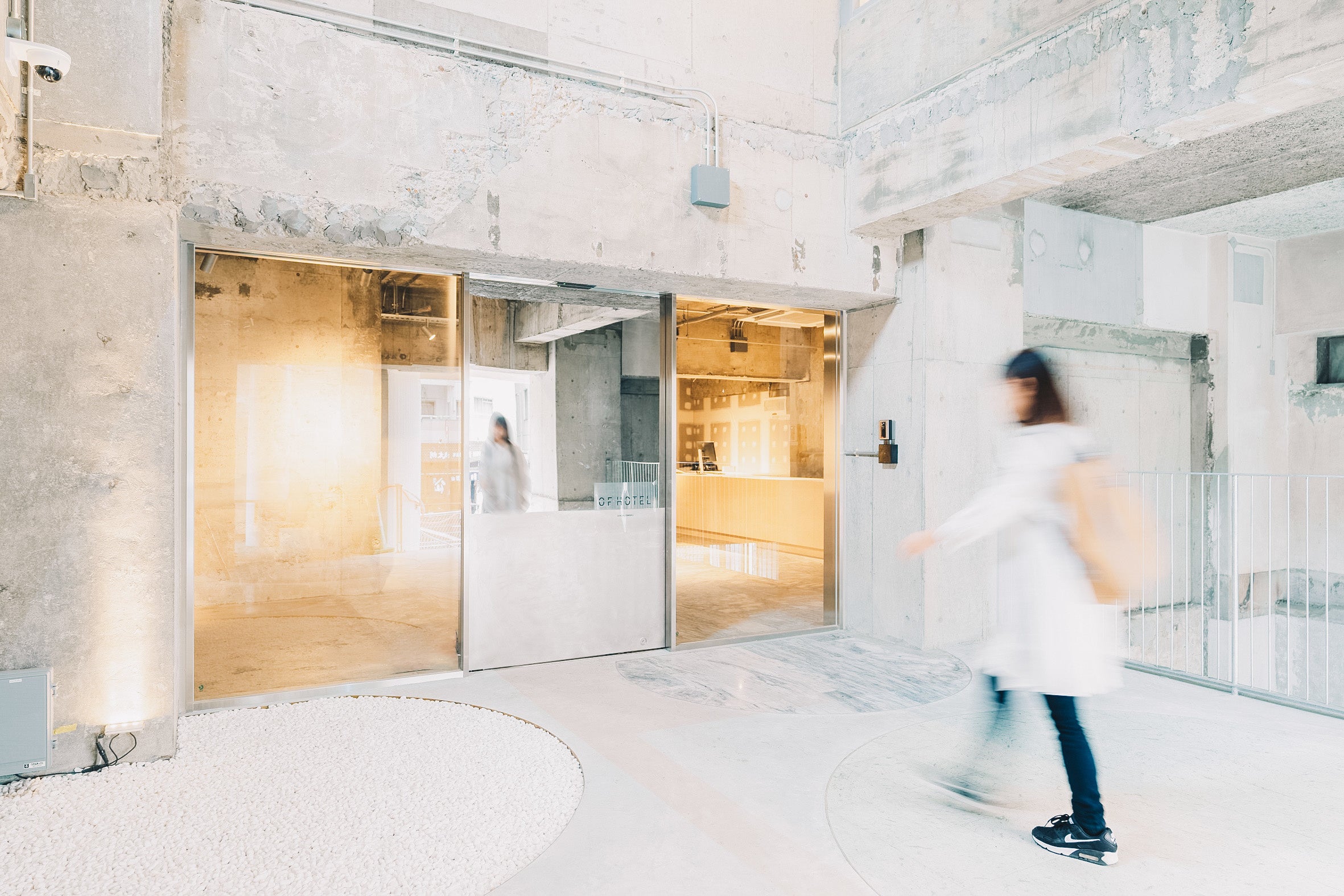 ホテルエントランスまわり