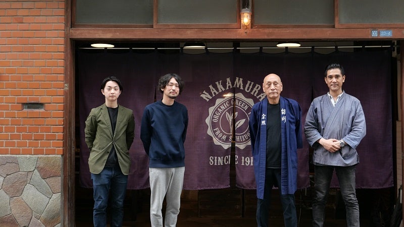左から、三室皓太(Bistro NOHGA)、西形圭吾(NAKAMURA TEA LIFE STORE)、上川宗照・上川宗伯(日伸貴金属)