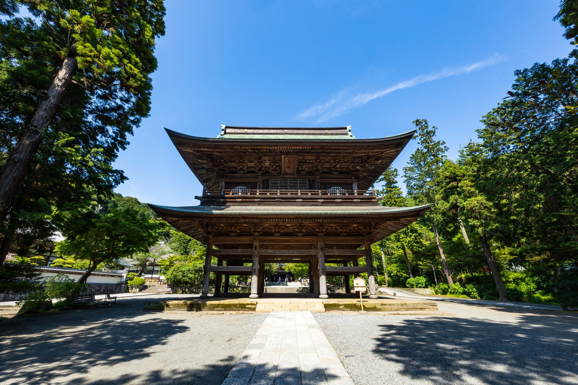円覚寺は北条時宗が中国・宋より無学祖元禅師を招き、創建した禅宗寺院