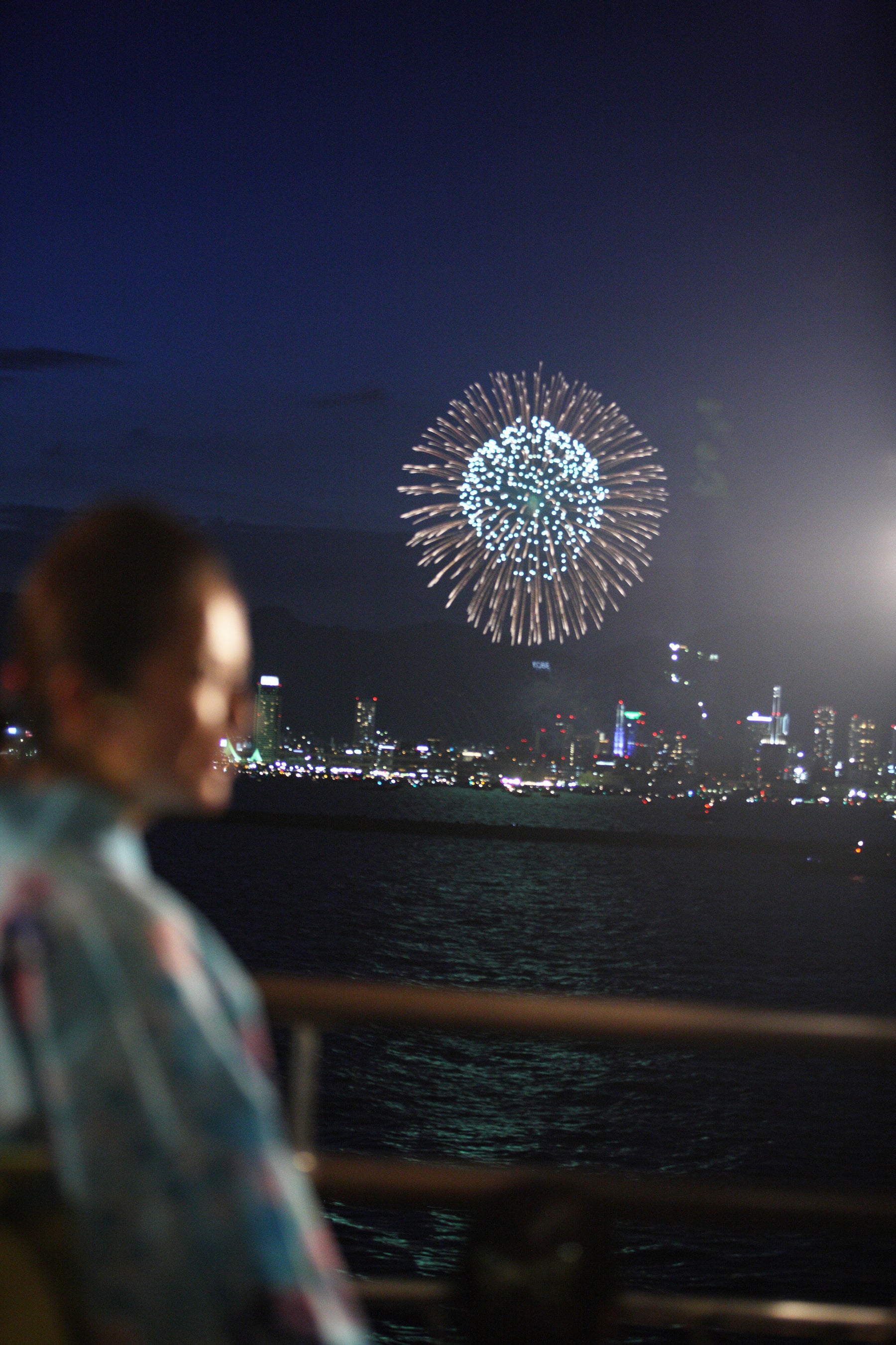 船上から見る花火は格別
