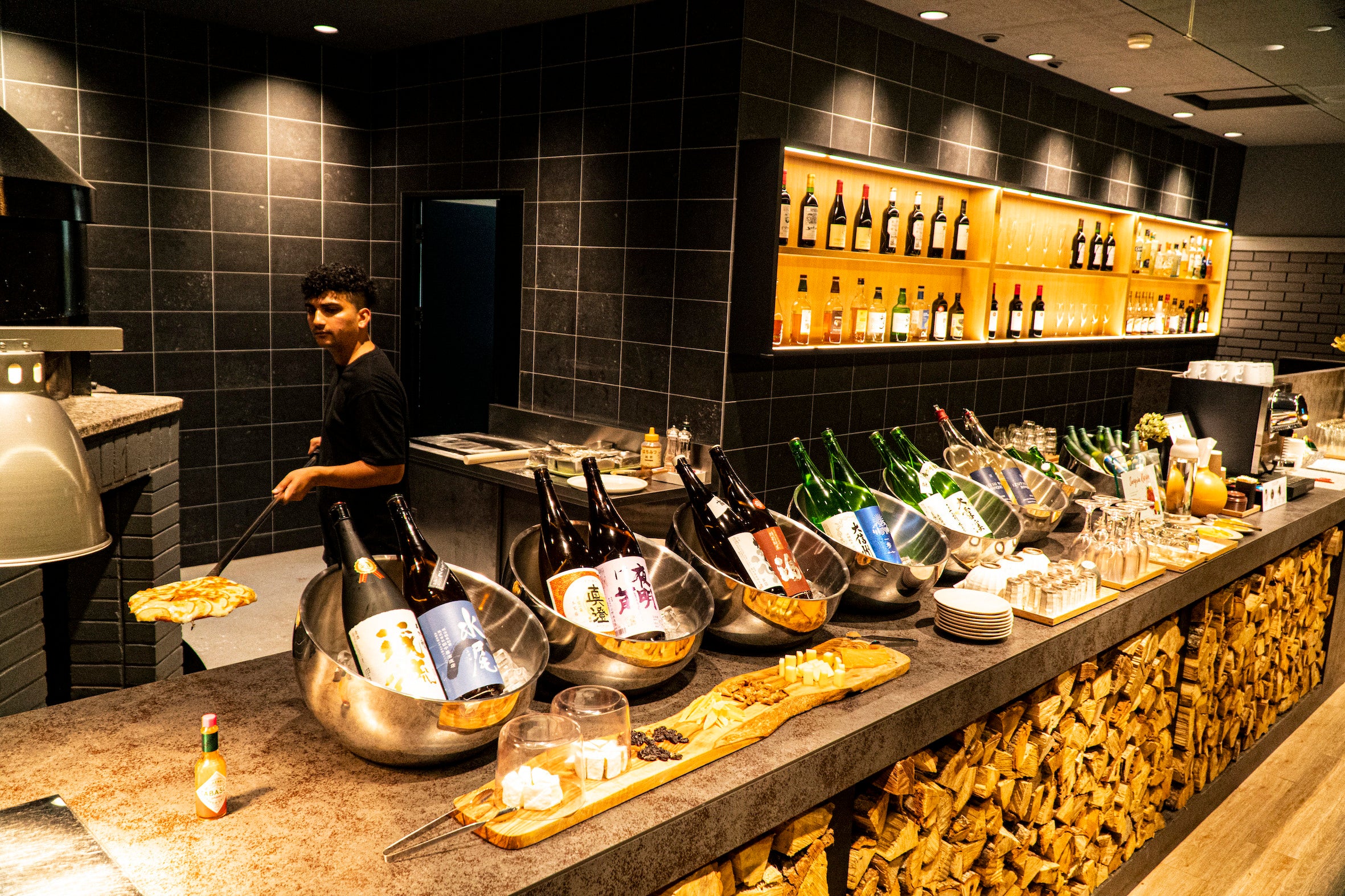 夜にOPENするBARコーナー