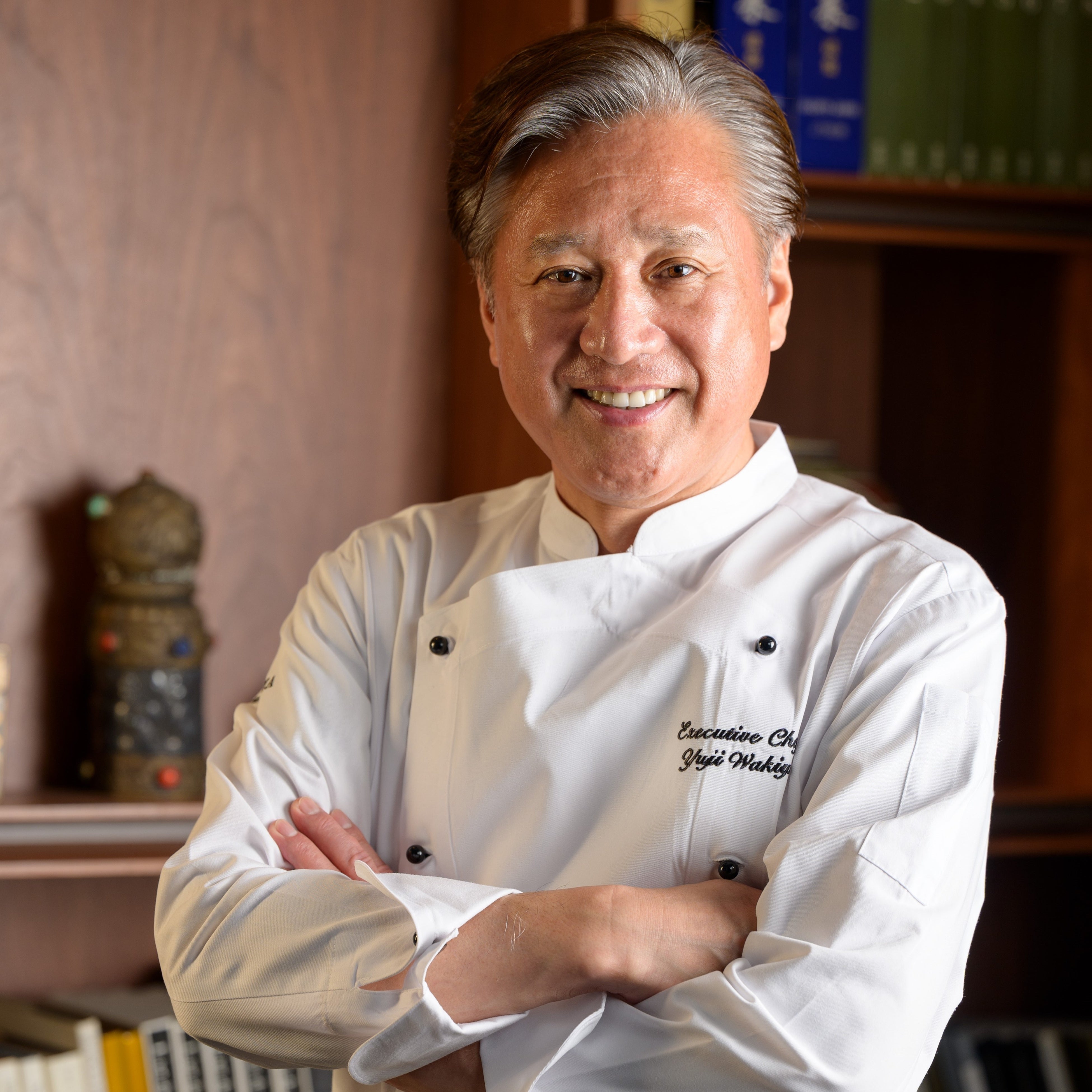 中国料理の巨匠 脇屋友詞シェフ × 日本を代表するパティシエ 鎧