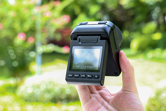 手のひらサイズ。微速度の視点で最高の瞬間を。日常使いできる