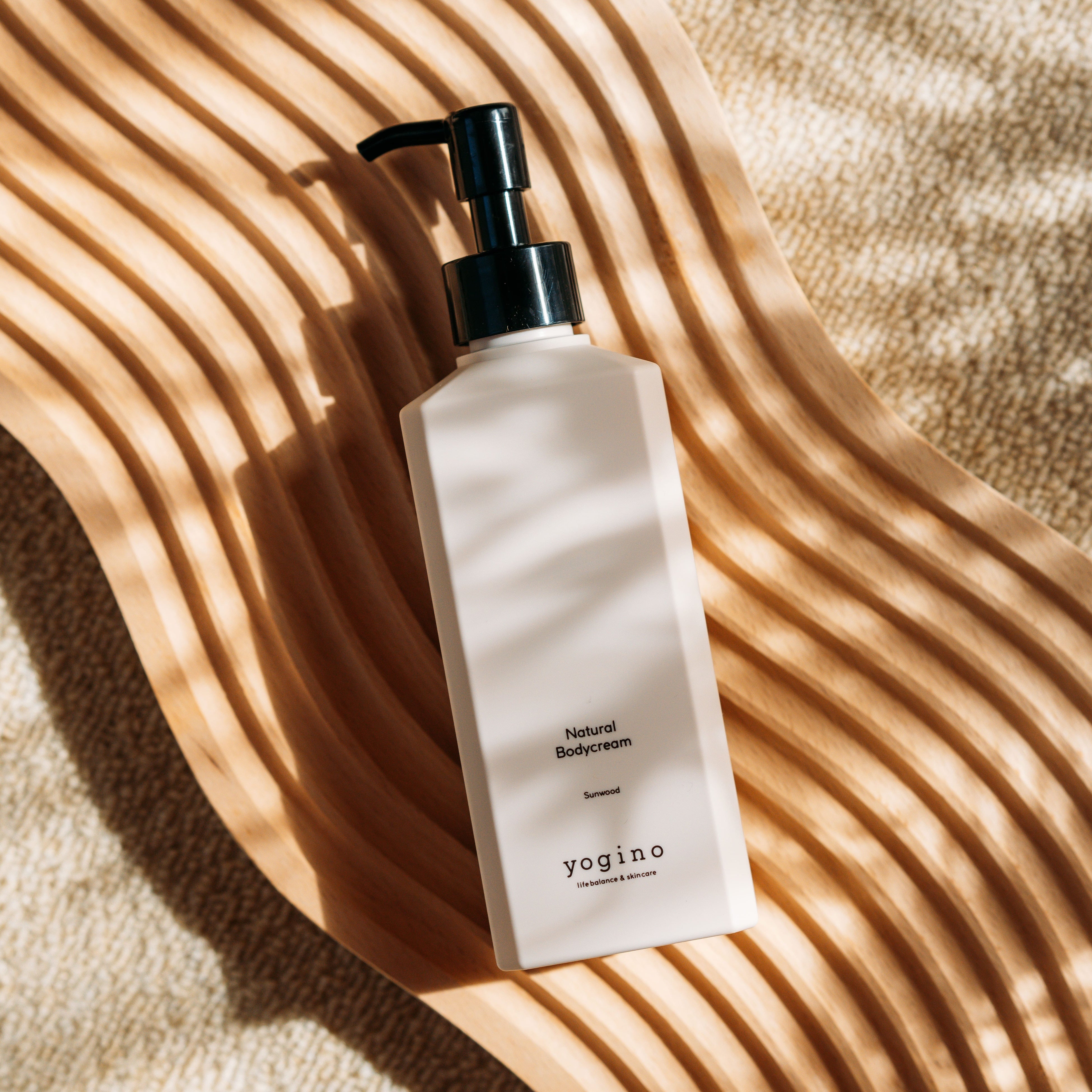 yogo ウラノスクリームH ・UL PRODUCT | 株式会社Lyrae Cosmetic