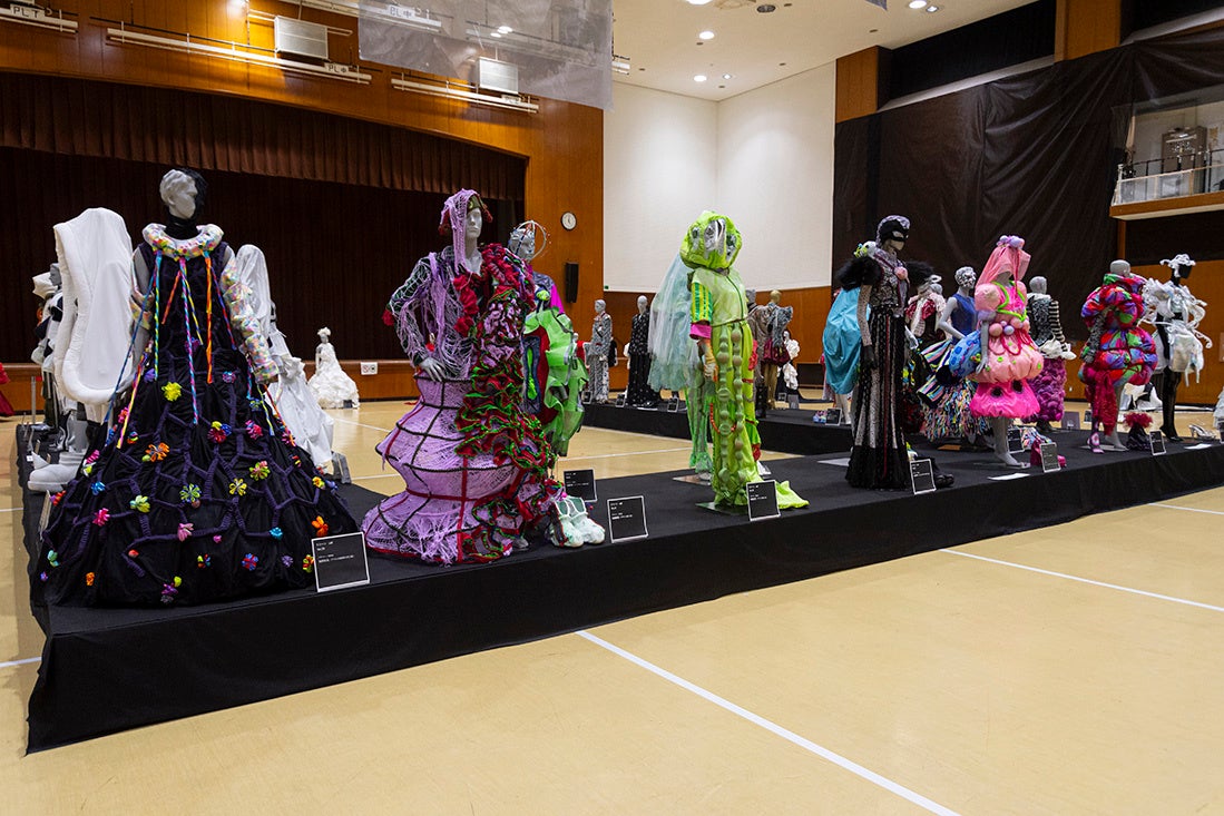 シーン「cell」の作品　photographs：Jun Tsuchiya (B.P.B.)