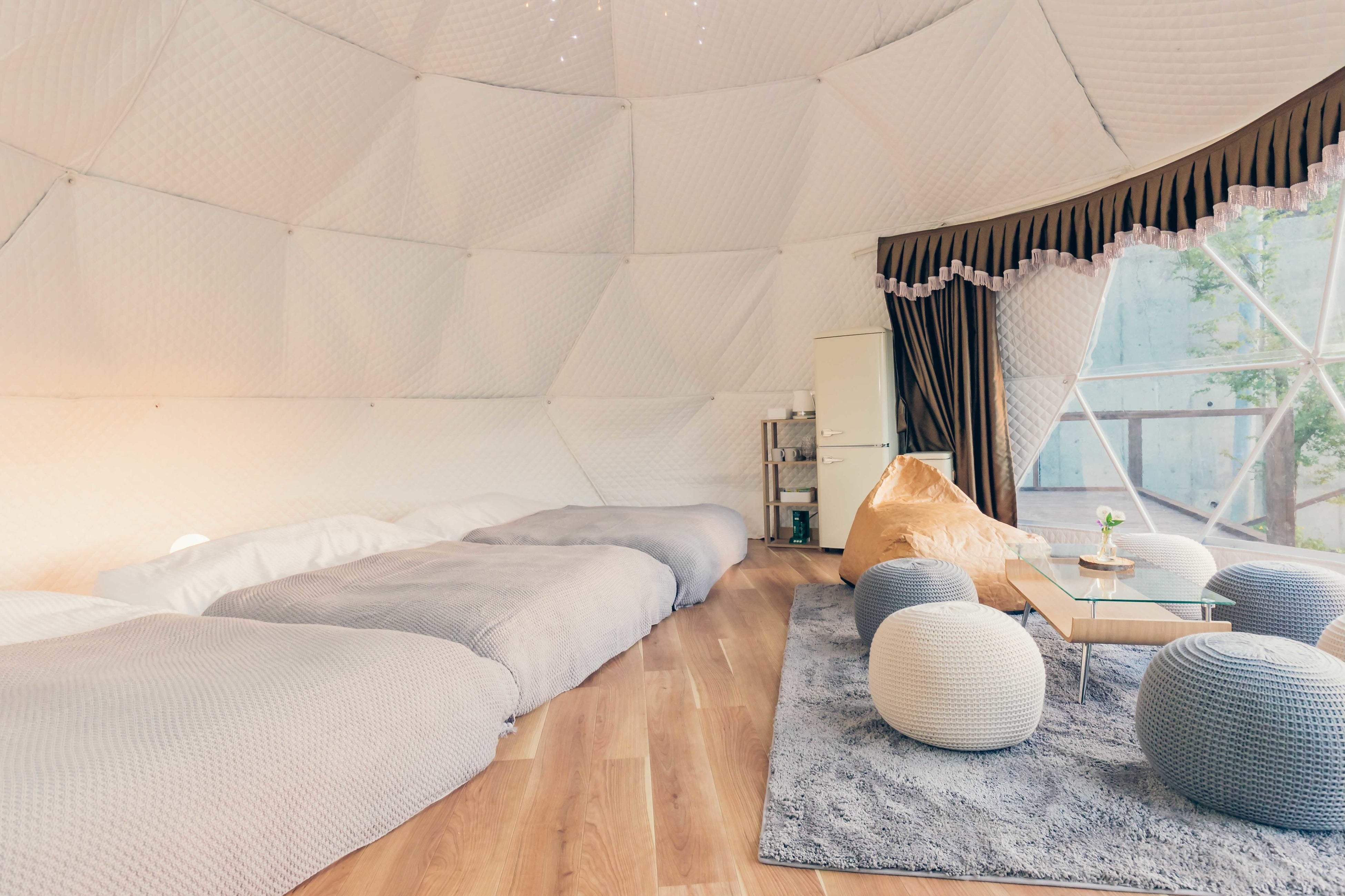 ドームテント　室内②