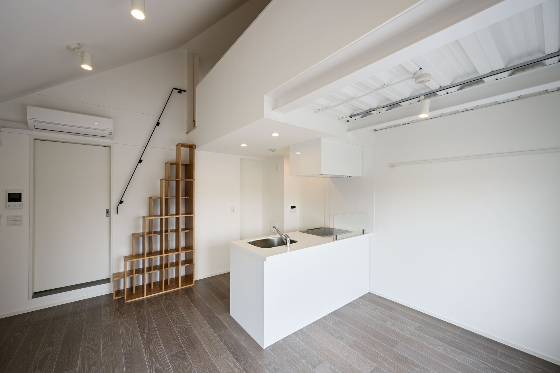 高天井でロフト付きのプラン