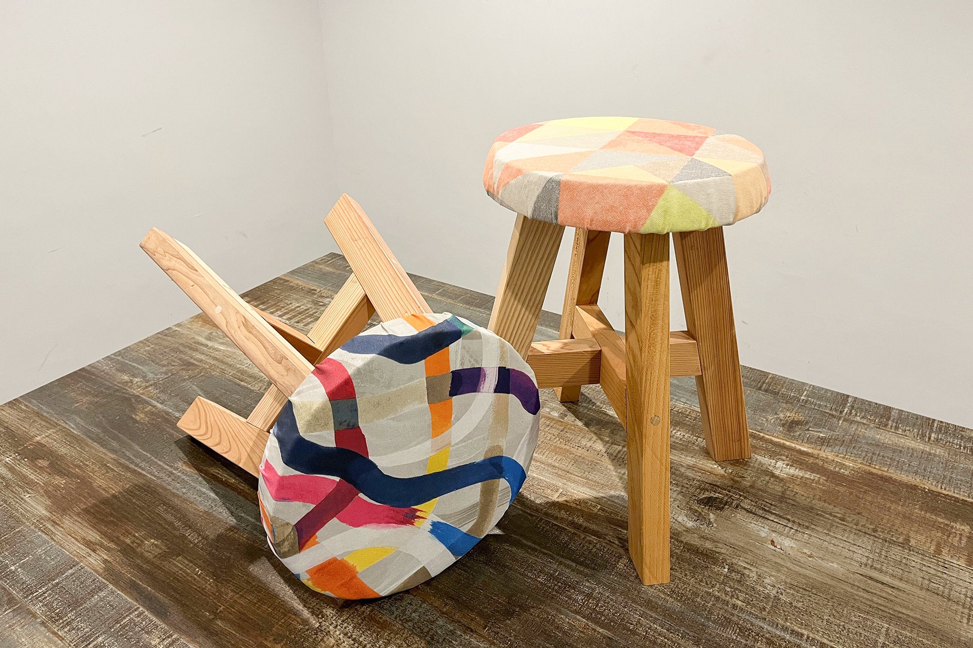 木製スツール作りイメージ