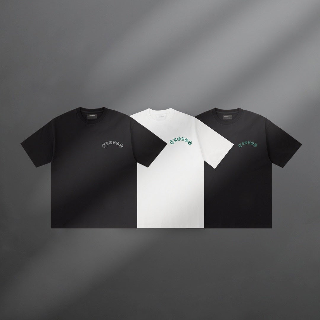 CRONOS クロノス デカロゴ　人気 CRONOS FRONT LOGO OVERSIZE T-SHIRT【BLACK×GOLD】