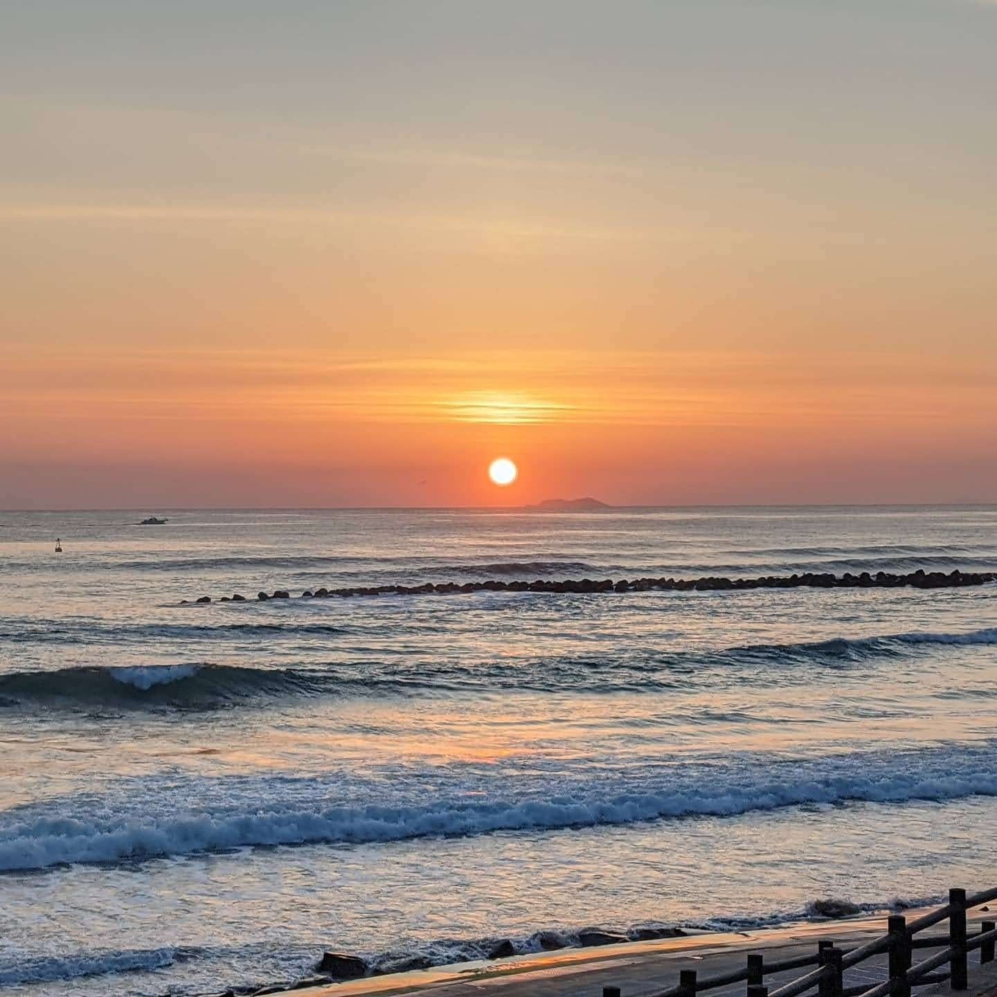 清石浜からの朝日