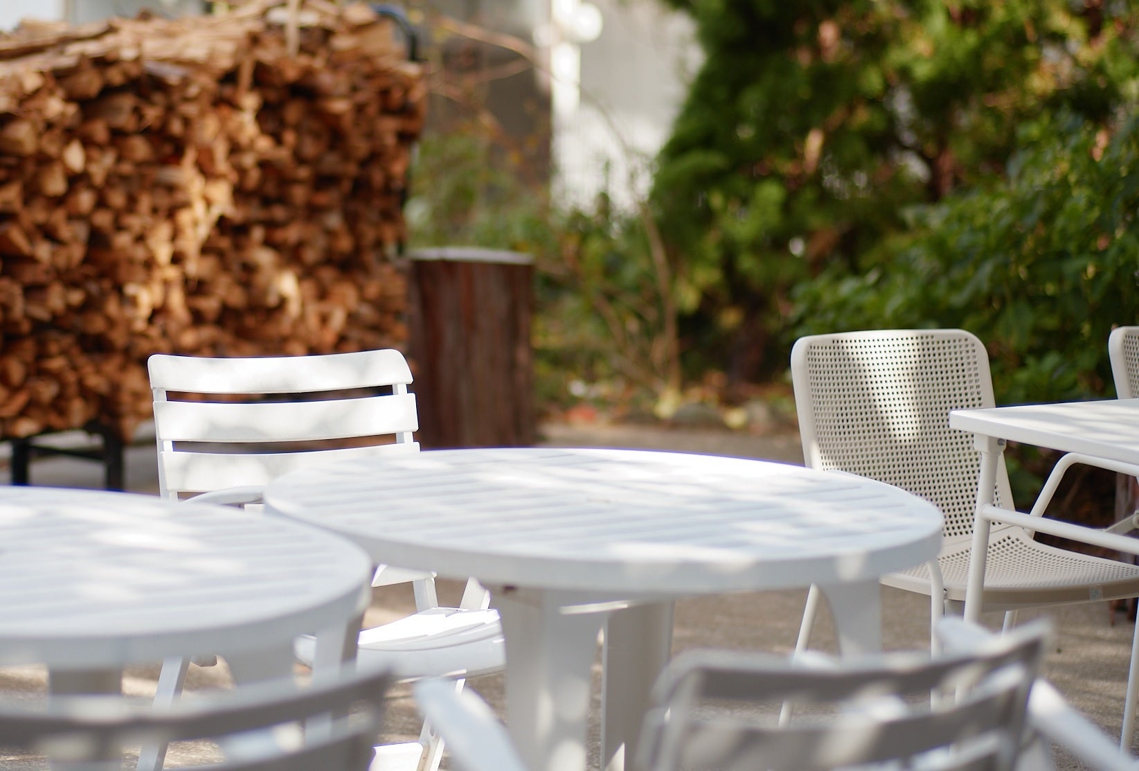 BBQや、読書、お家カフェが楽しめるテラス